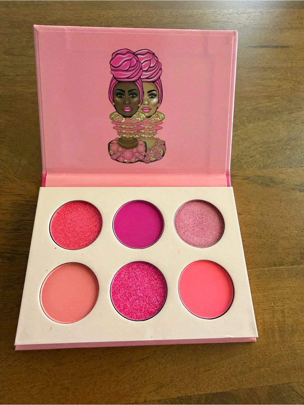 Pink Six-Pan Blush & Highlight Palette - Vibrant Pink Shades